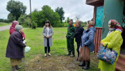 Мониторинг торгового обслуживания жителей деревни Полешино Вайханского сельсовета провела председатель районного Совета депутатов Светлана Зуева.