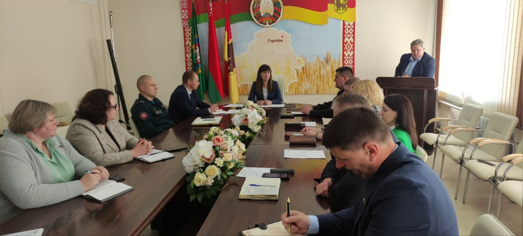 В Городке состоялось заседание президиума районного Совета депутатов.