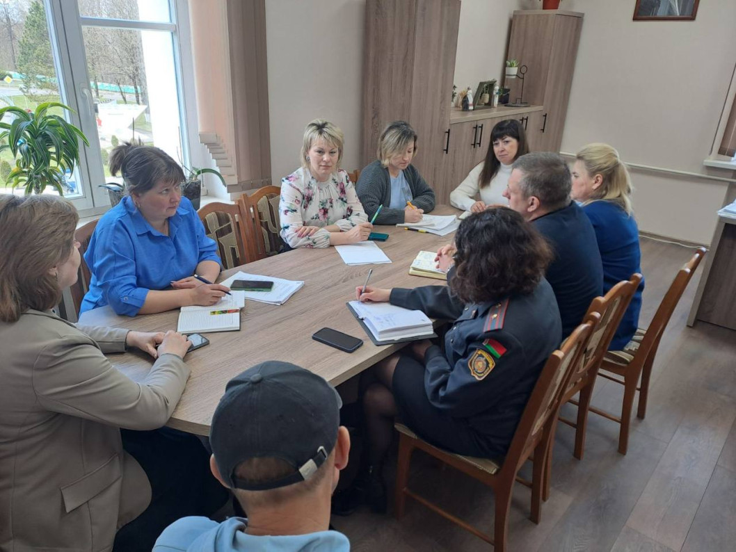 Светлана Зуева провела очередное заседание комиссии по координации работы по содействию занятости населения Городокского района